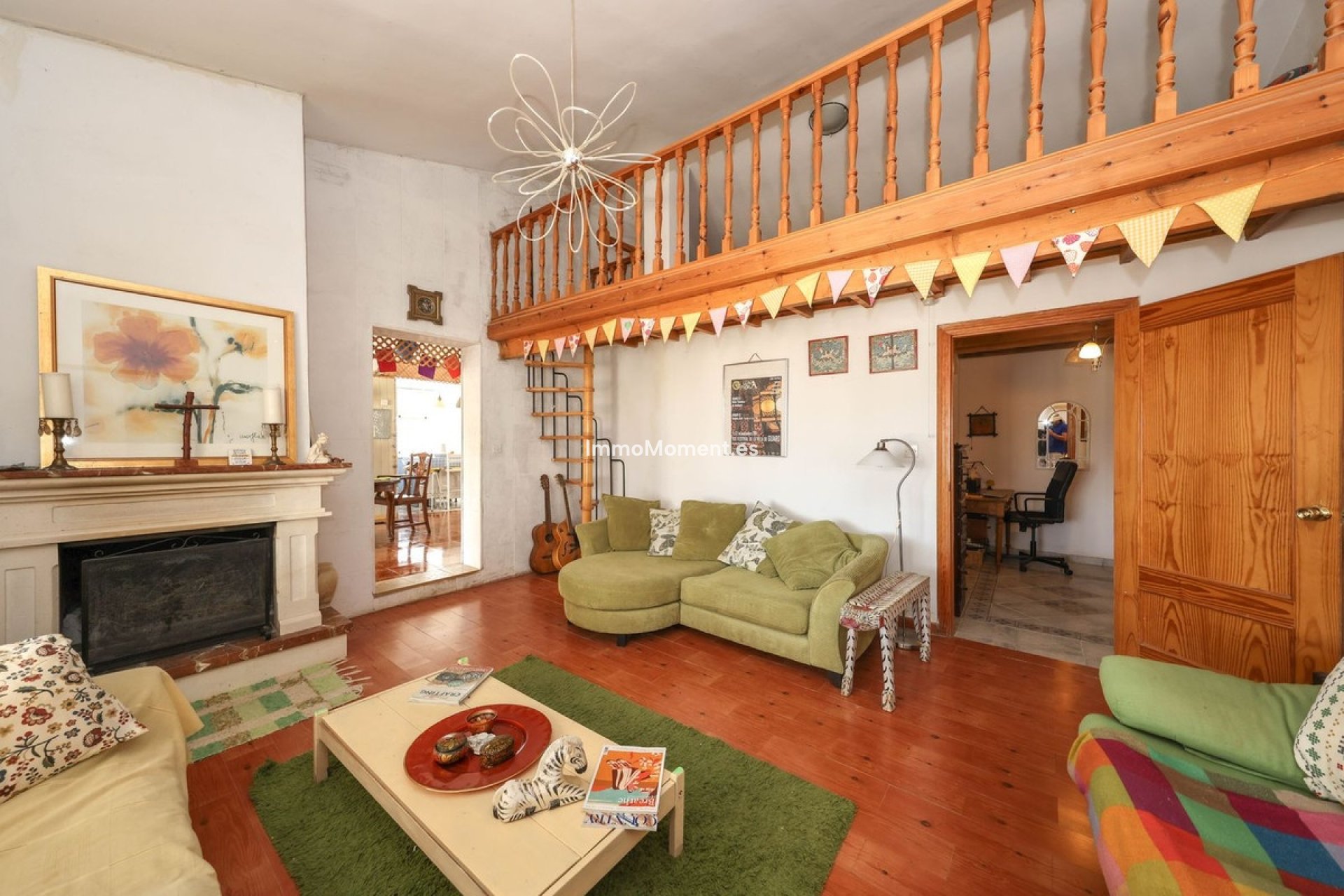 Bestaande woning - Vrijstaande villa - Binnenland  - Guaro