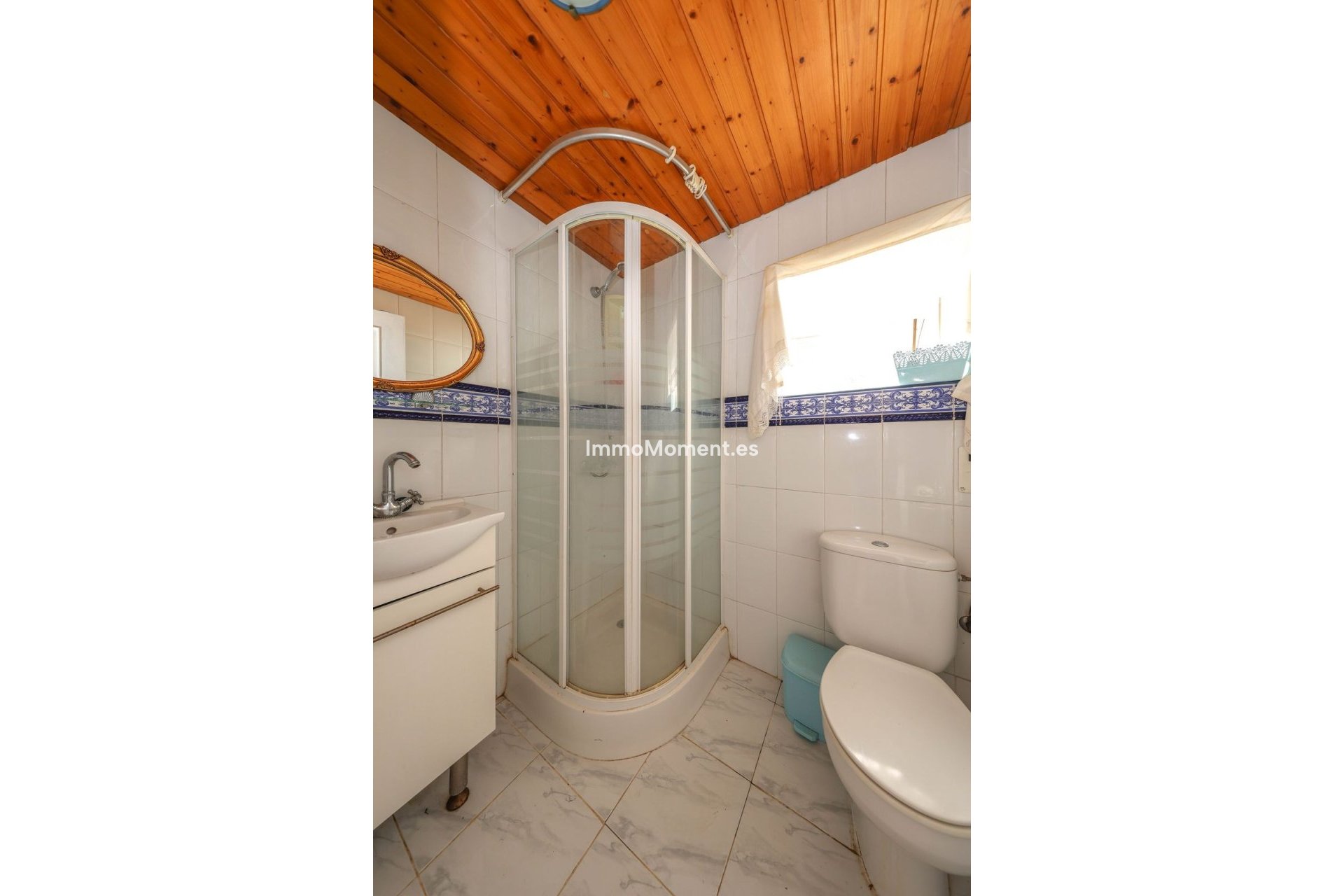 Bestaande woning - Vrijstaande villa - Binnenland  - Guaro