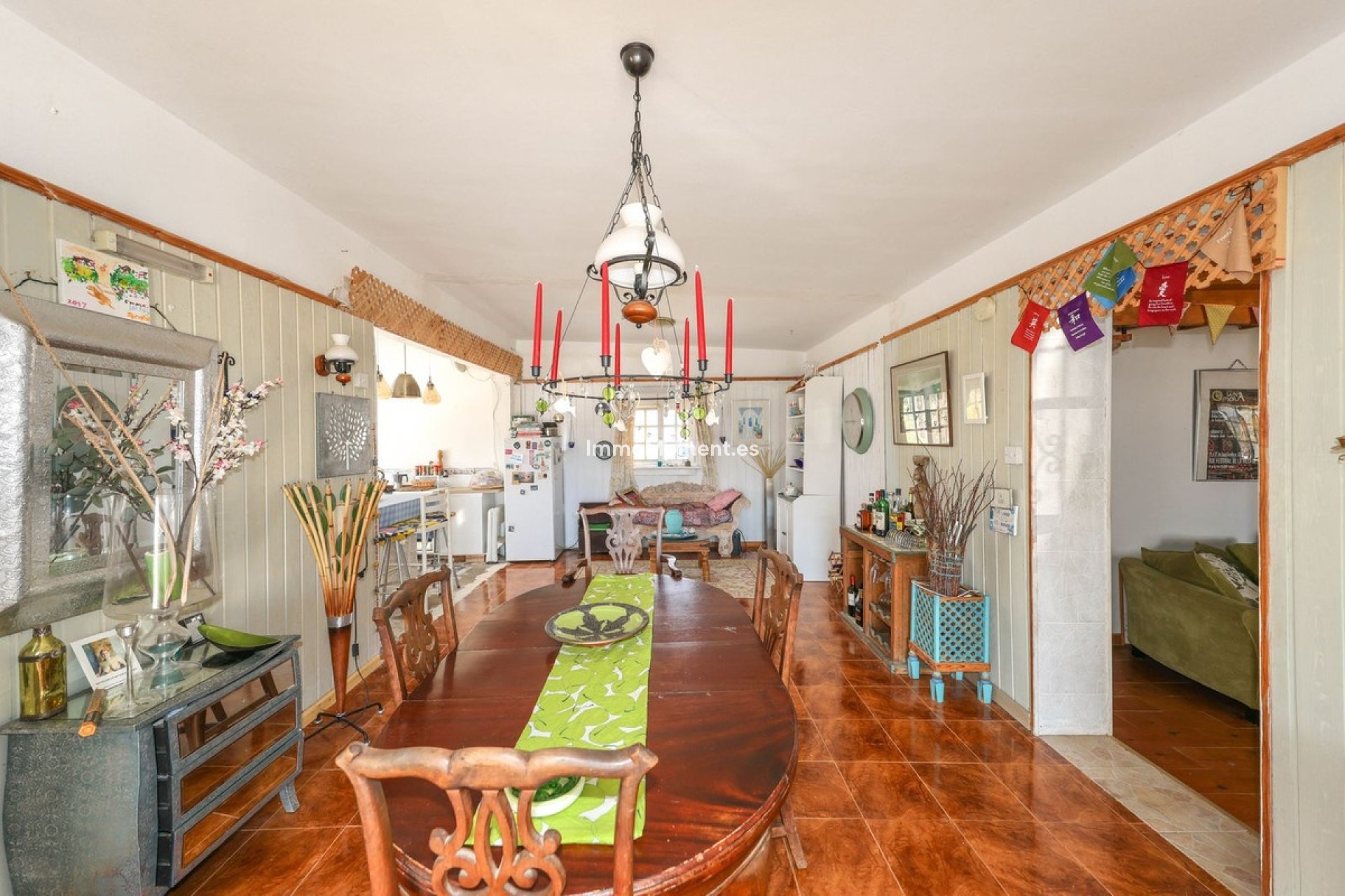 Bestaande woning - Vrijstaande villa - Binnenland  - Guaro
