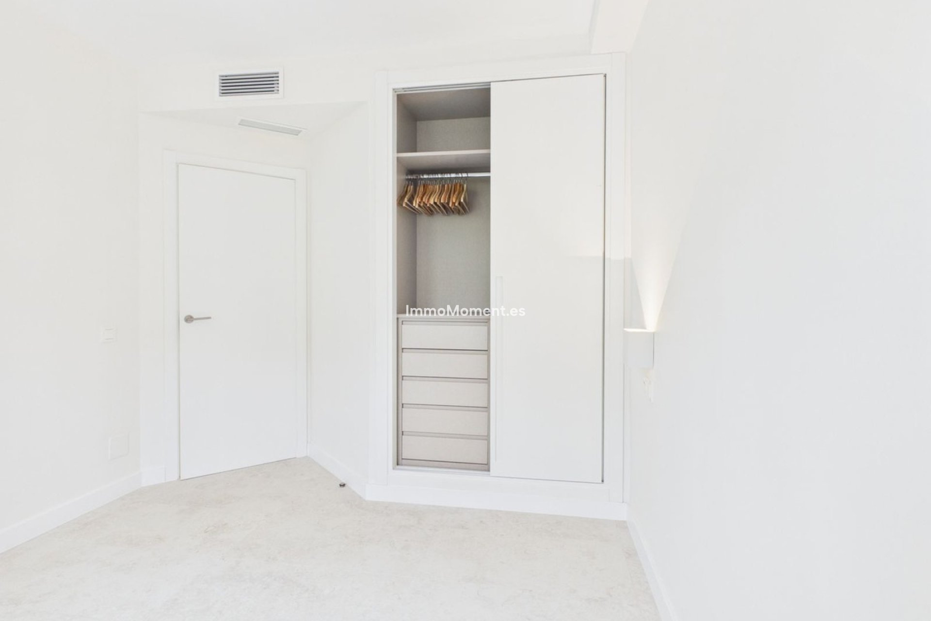 Bestaande woning - Vrijstaande villa - Binnenland  - Istán