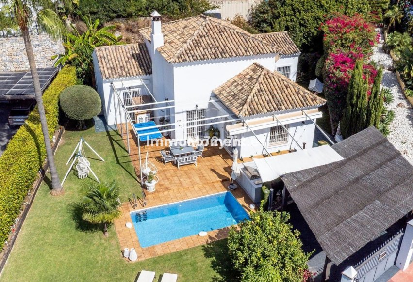 Bestaande woning - Vrijstaande villa - Binnenland  - Istán
