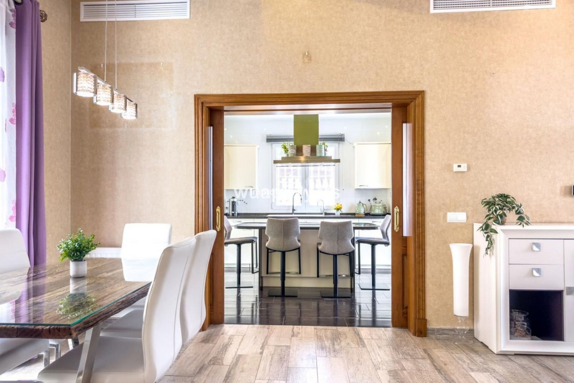 Bestaande woning - Vrijstaande villa - Binnenland  - Istán