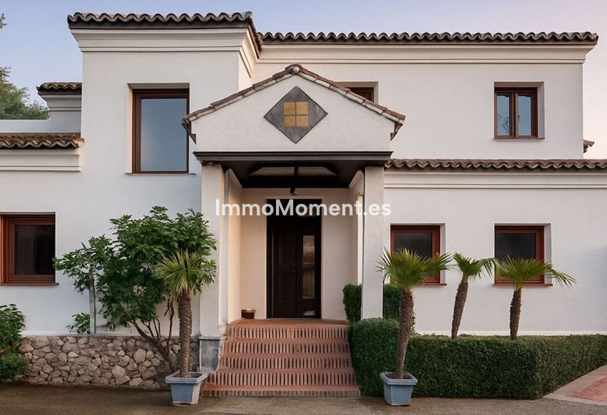 Bestaande woning - Vrijstaande villa - Binnenland  - Istán