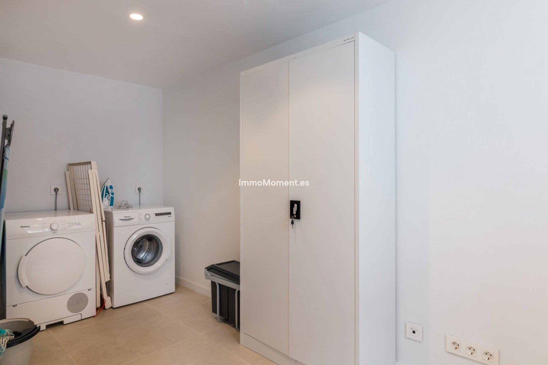 Bestaande woning - Vrijstaande villa - Binnenland  - Istán