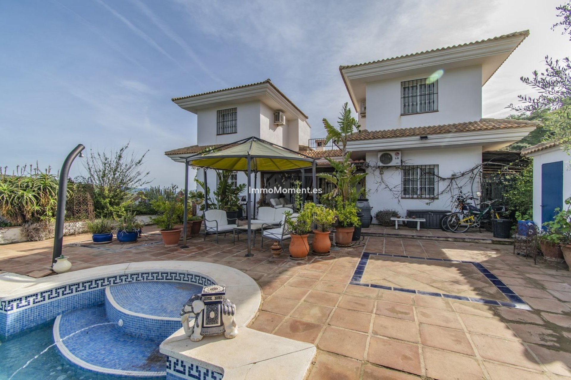 Bestaande woning - Vrijstaande villa - Binnenland  - Monda