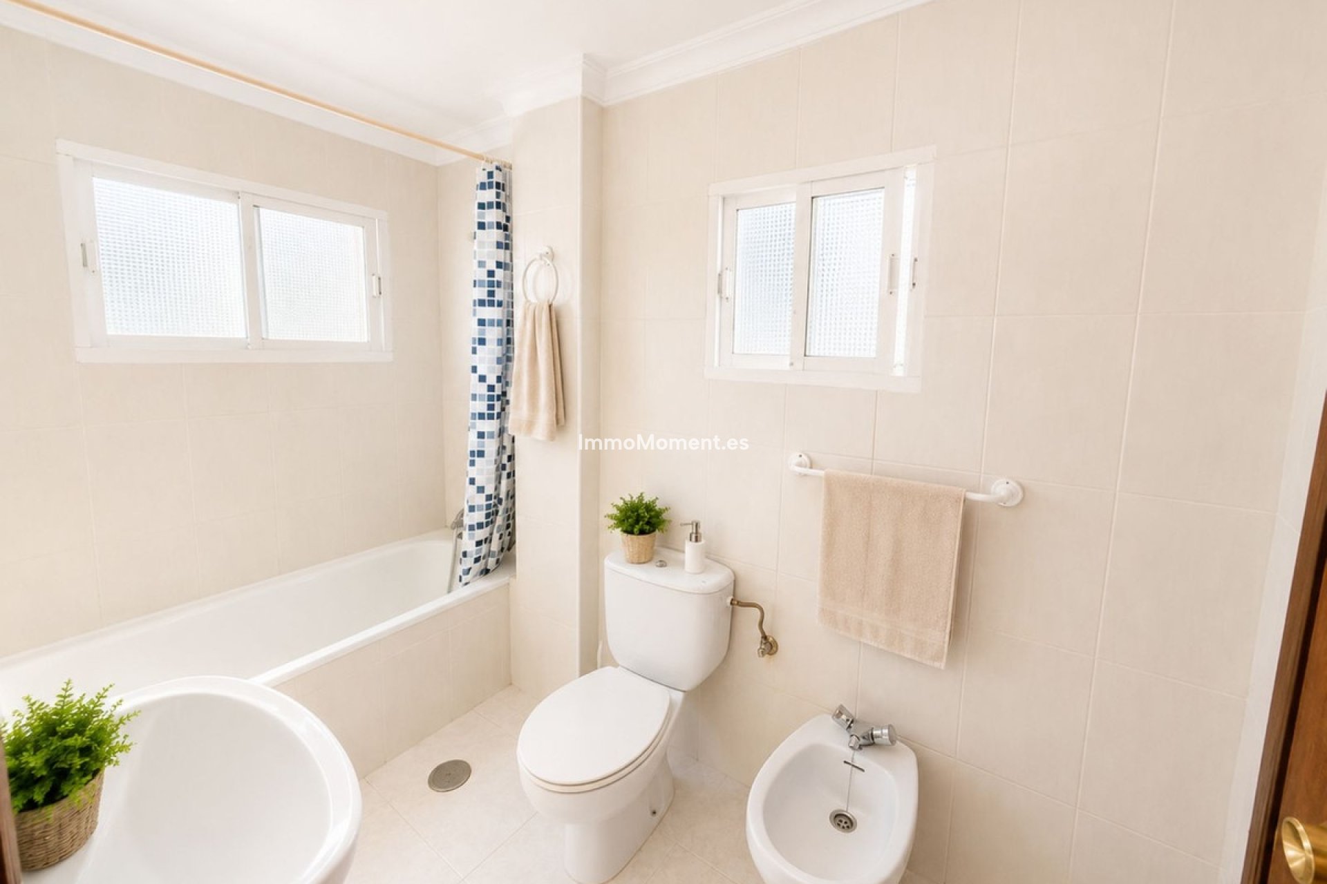 Bestaande woning - Vrijstaande villa - Casares - Casares Centro