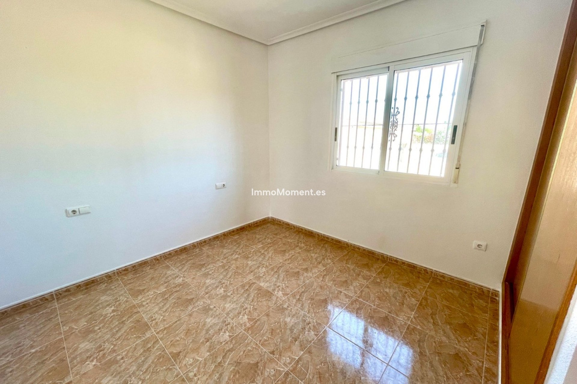 Bestaande woning - Vrijstaande villa - Catral - Catral Centro