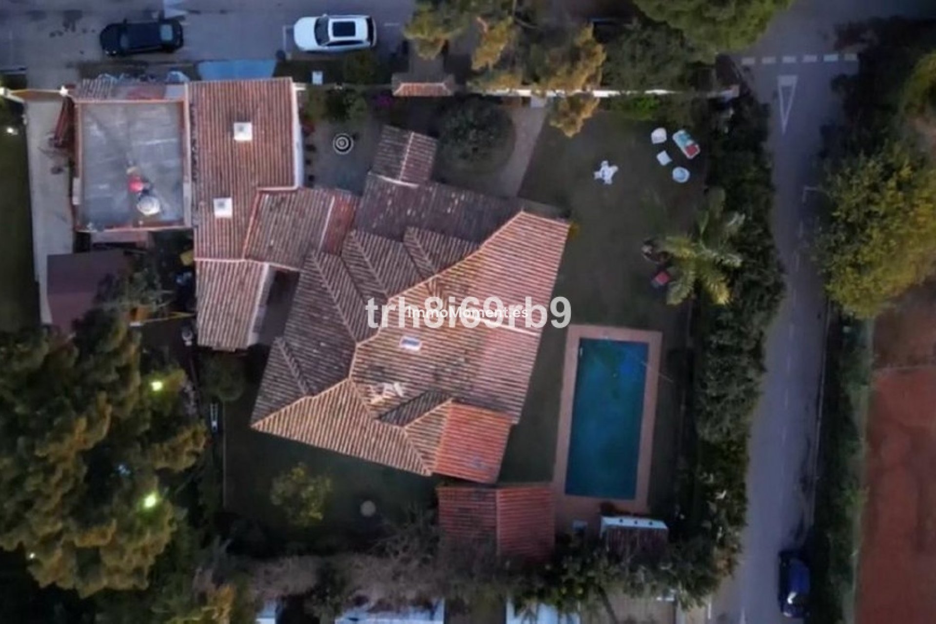 Bestaande woning - Vrijstaande villa - Estepona  - Atalaya