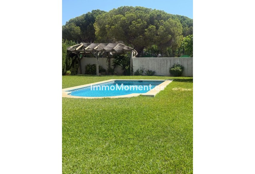 Bestaande woning - Vrijstaande villa - Estepona  - Benamara