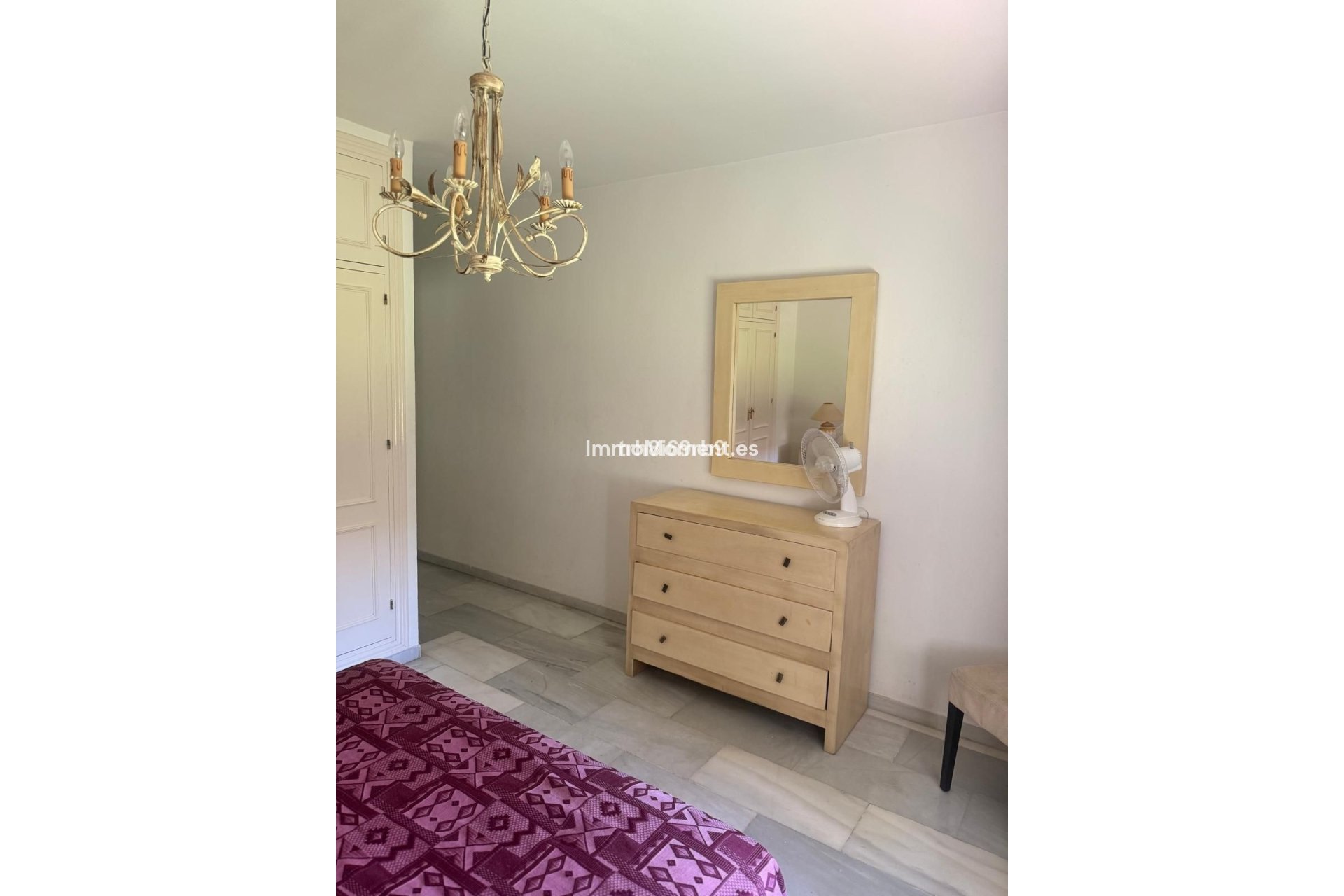 Bestaande woning - Vrijstaande villa - Estepona  - Benamara