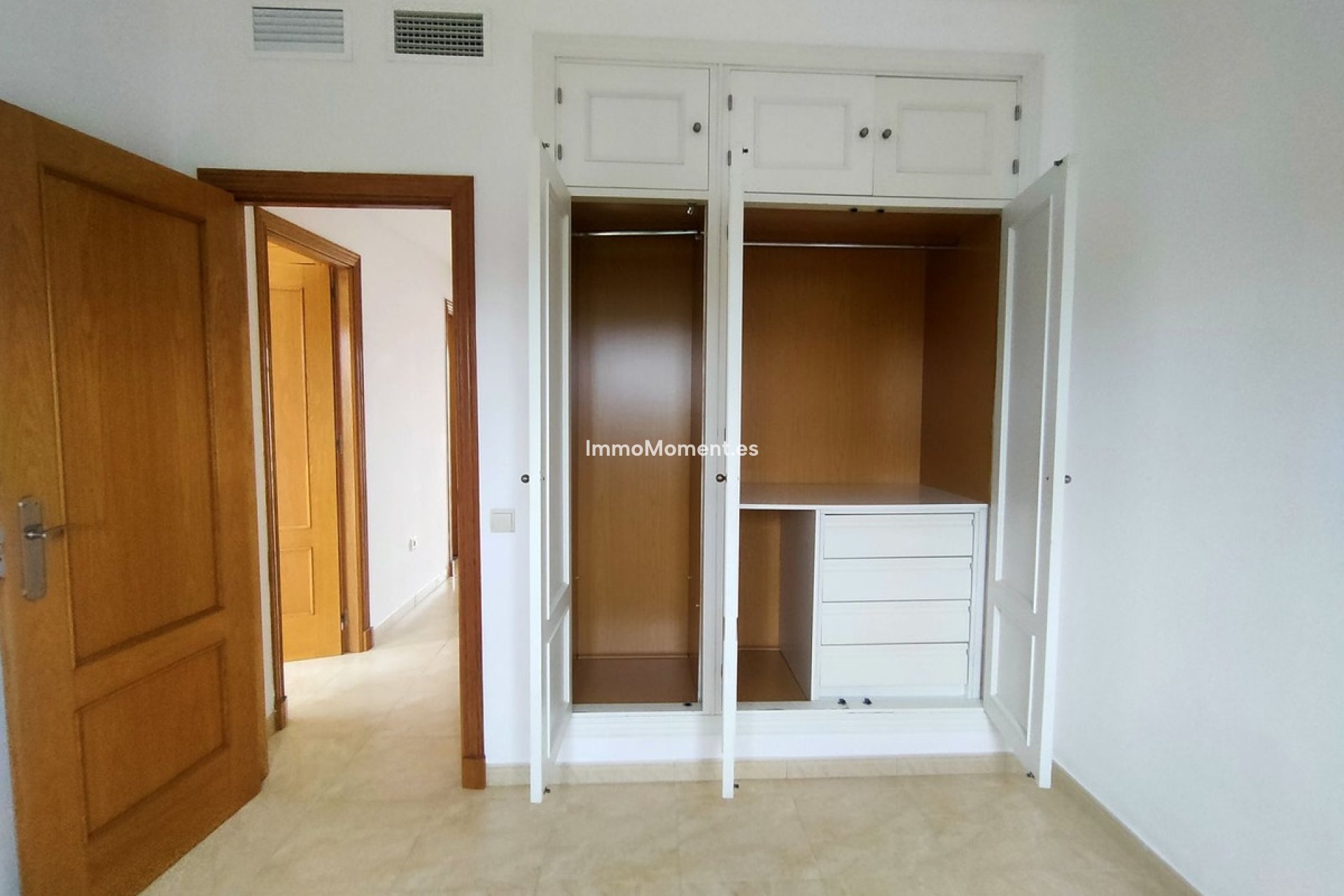 Bestaande woning - Vrijstaande villa - Estepona  - Cancelada
