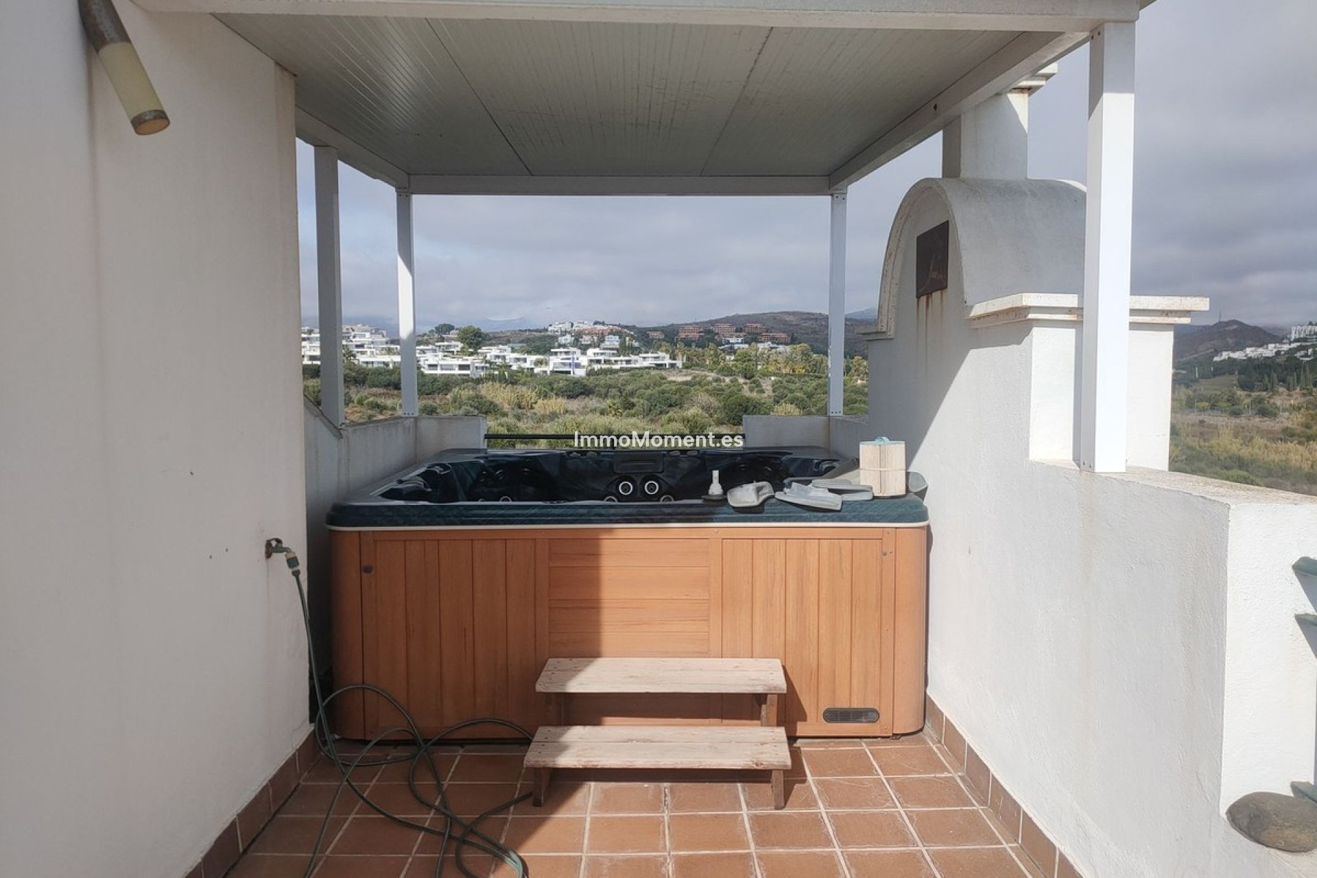 Bestaande woning - Vrijstaande villa - Estepona  - Cancelada