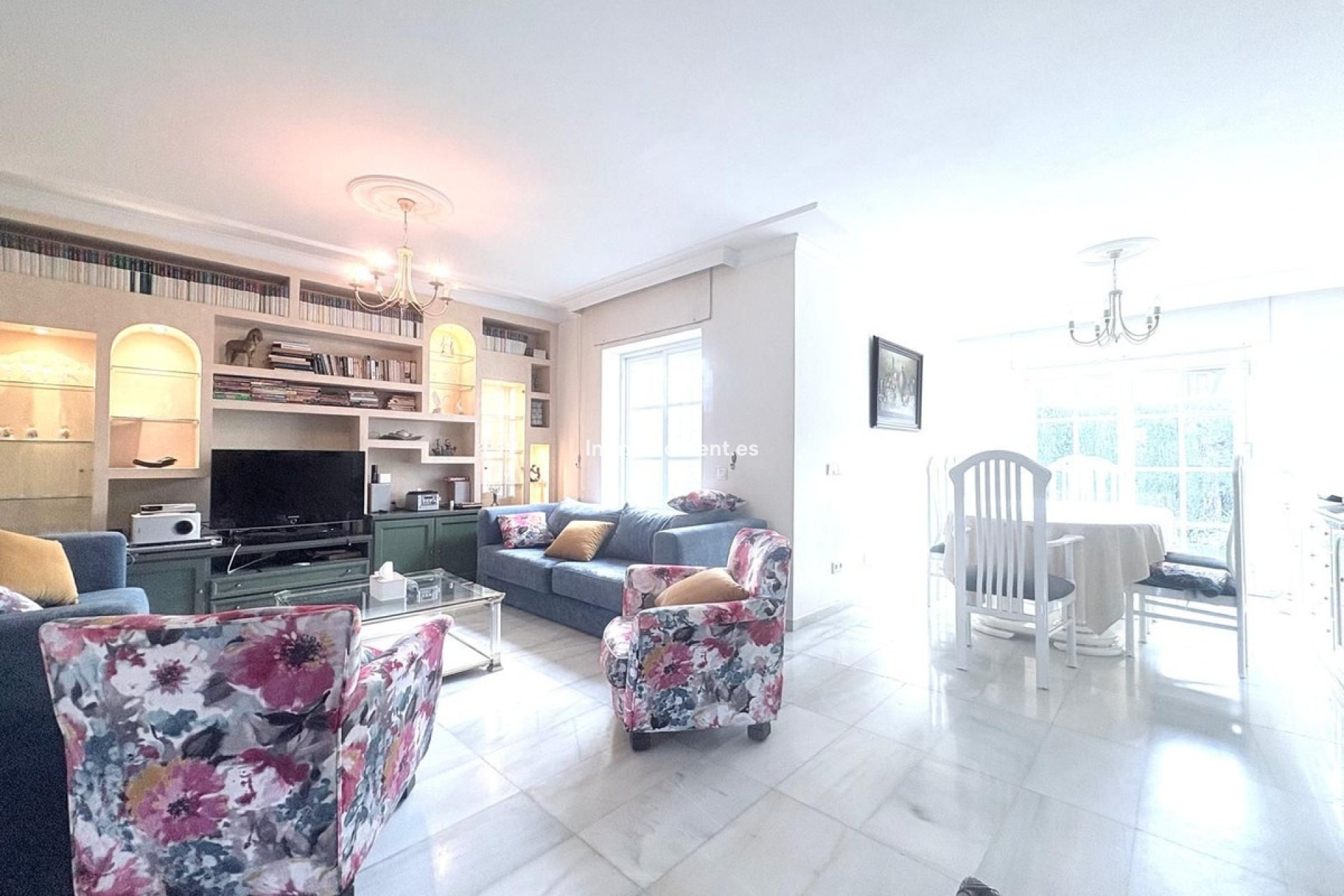 Bestaande woning - Vrijstaande villa - Estepona  - Cancelada