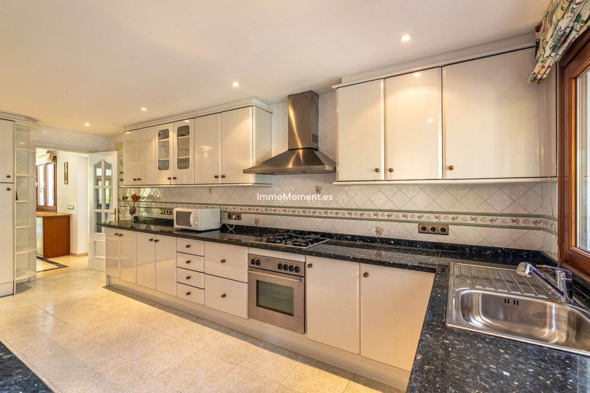 Bestaande woning - Vrijstaande villa - Estepona  - Cancelada