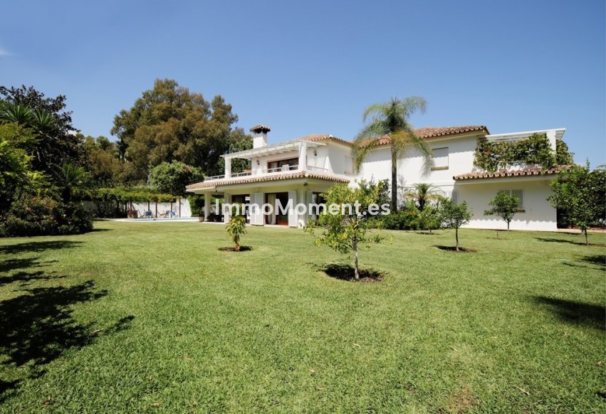 Bestaande woning - Vrijstaande villa - Estepona  - Costalita