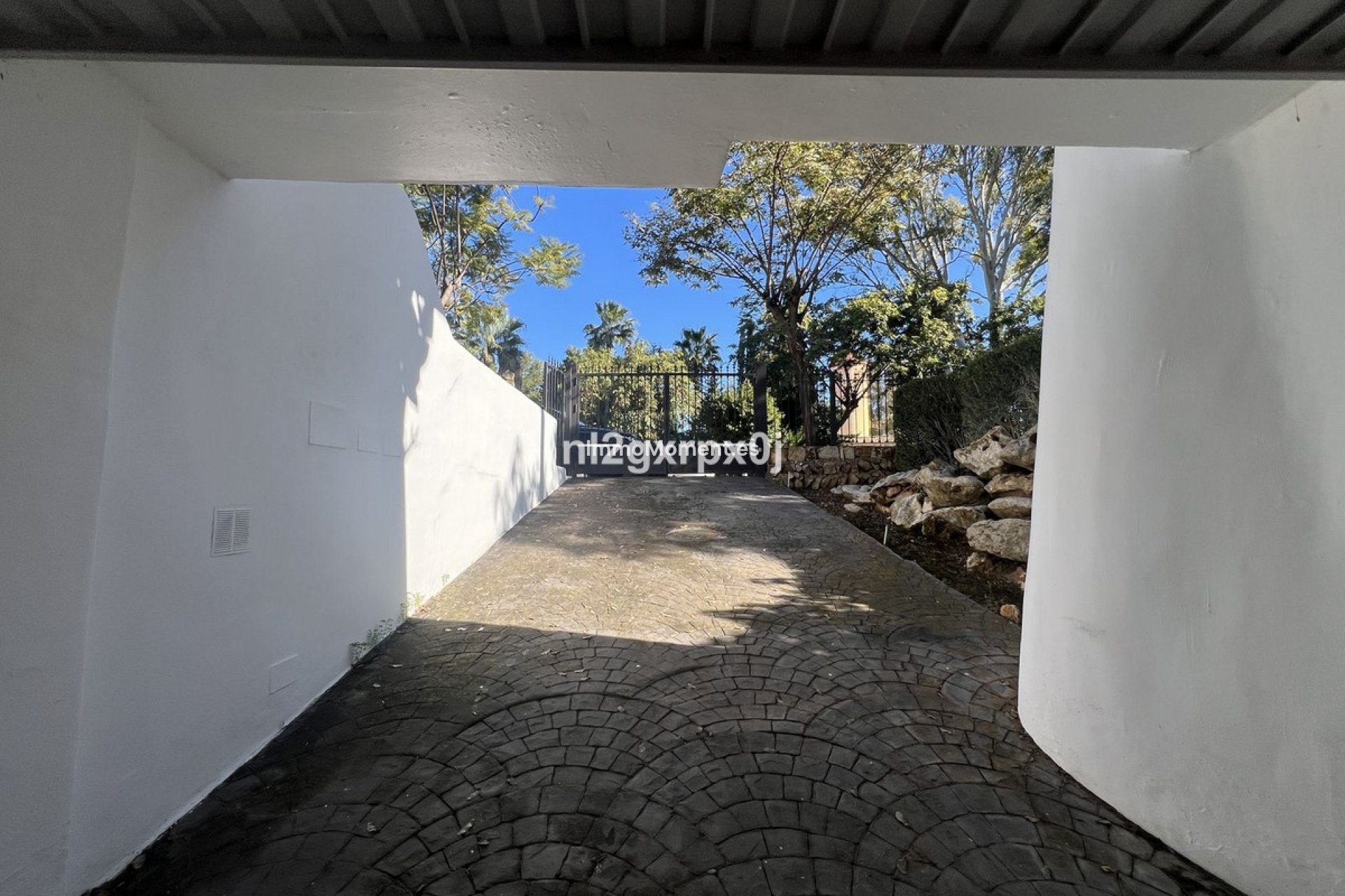 Bestaande woning - Vrijstaande villa - Estepona  - Costalita