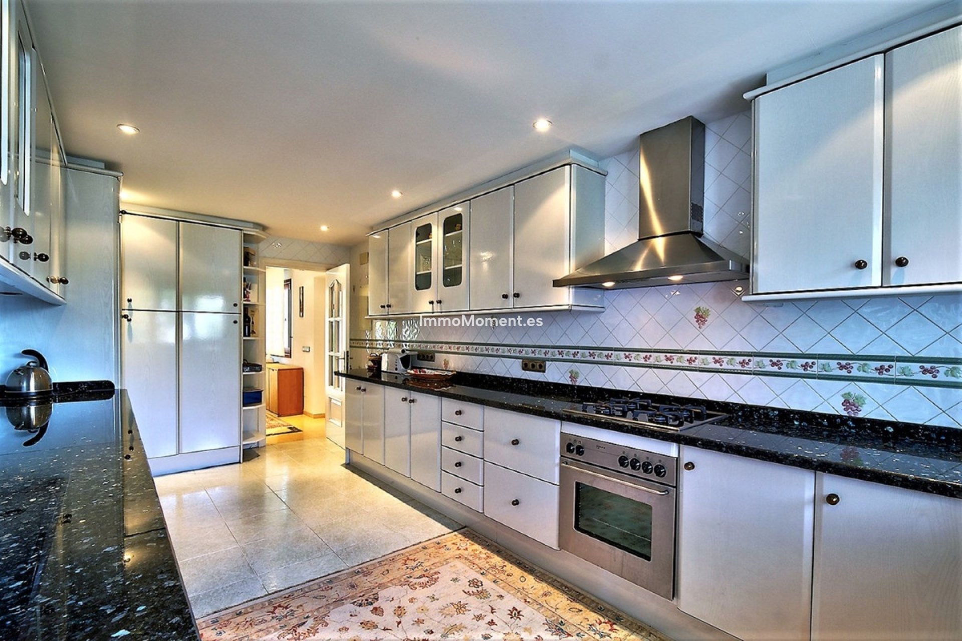 Bestaande woning - Vrijstaande villa - Estepona  - Costalita