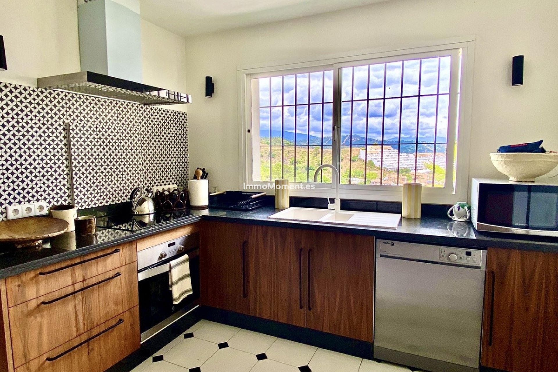 Bestaande woning - Vrijstaande villa - Estepona  - El Padron