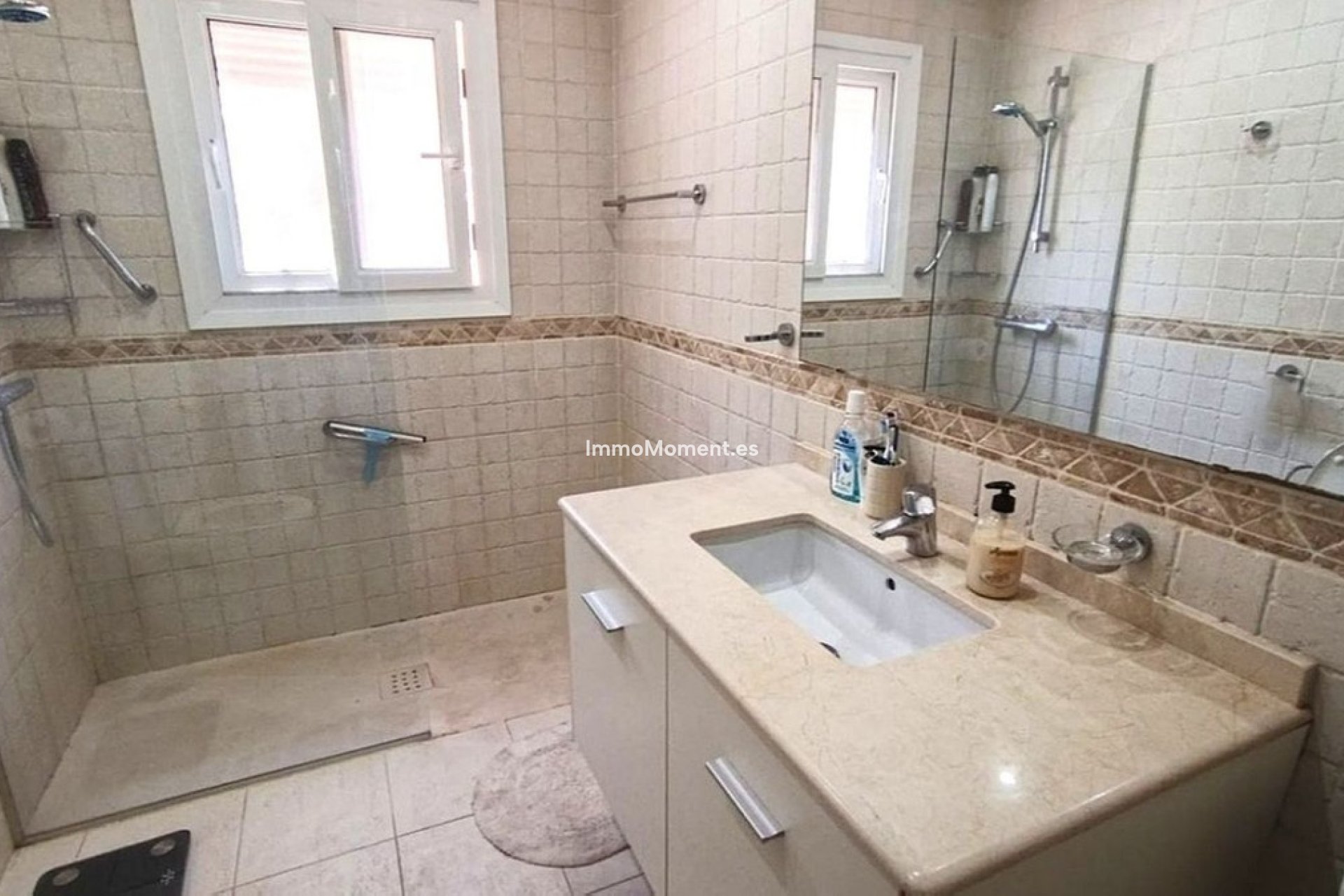 Bestaande woning - Vrijstaande villa - Estepona  - Estepona Centro