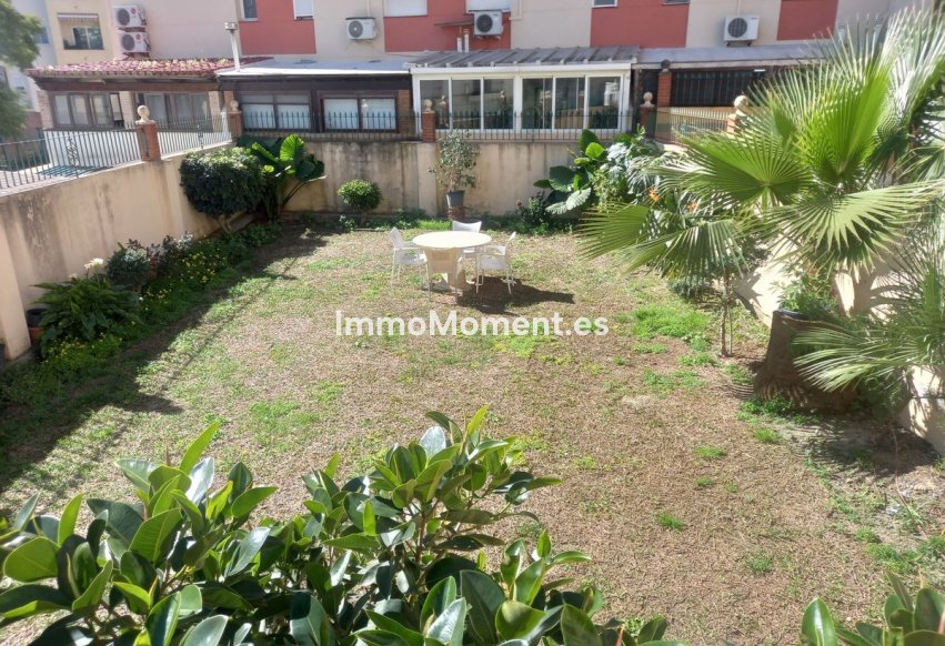 Bestaande woning - Vrijstaande villa - Estepona  - Estepona Centro