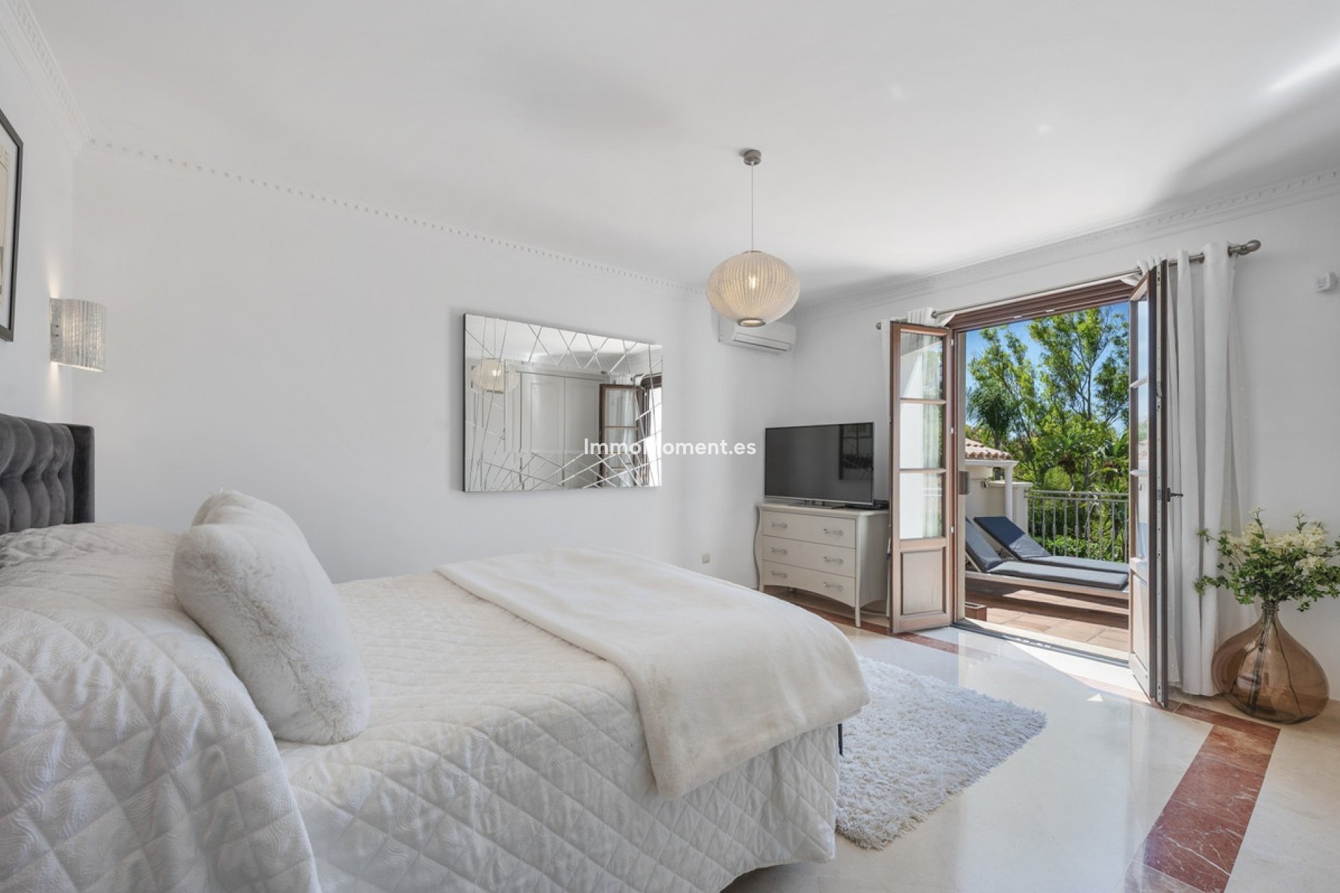 Bestaande woning - Vrijstaande villa - Estepona  - Estepona Centro