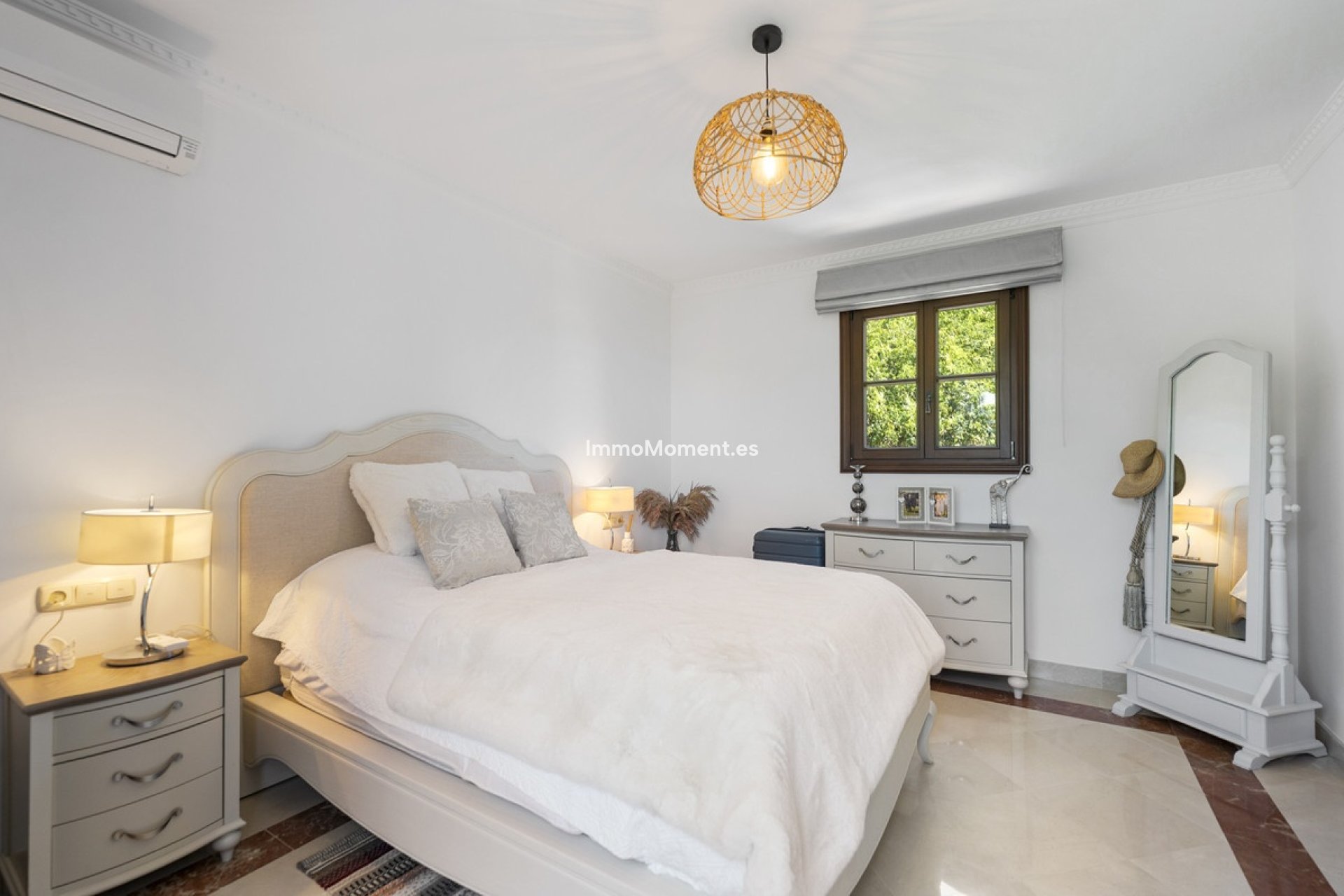 Bestaande woning - Vrijstaande villa - Estepona  - Estepona Centro