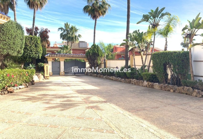 Bestaande woning - Vrijstaande villa - Estepona  - Estepona Centro