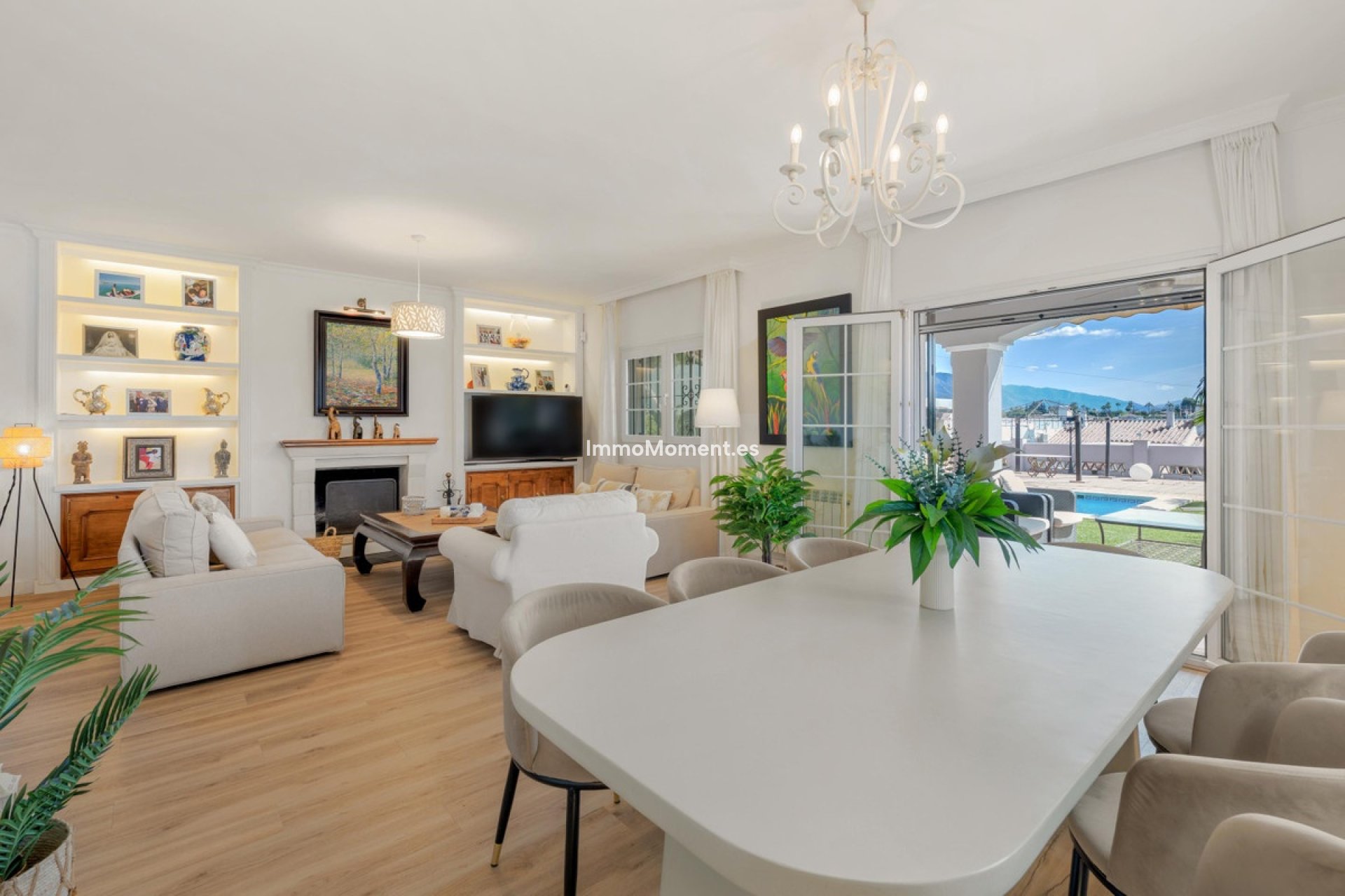 Bestaande woning - Vrijstaande villa - Estepona  - Estepona Centro