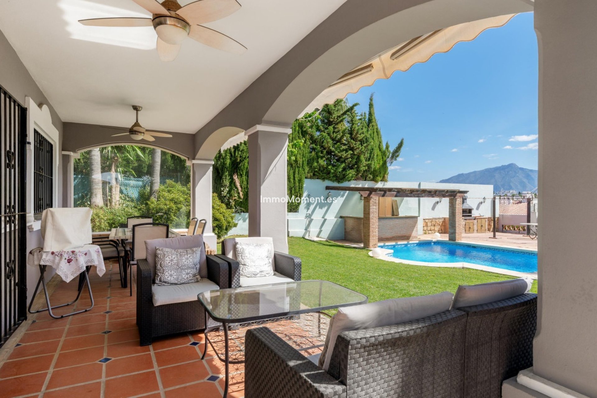Bestaande woning - Vrijstaande villa - Estepona  - Estepona Centro