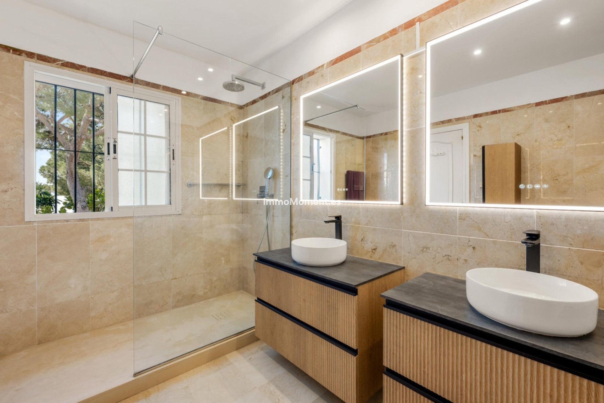 Bestaande woning - Vrijstaande villa - Estepona  - Estepona Centro
