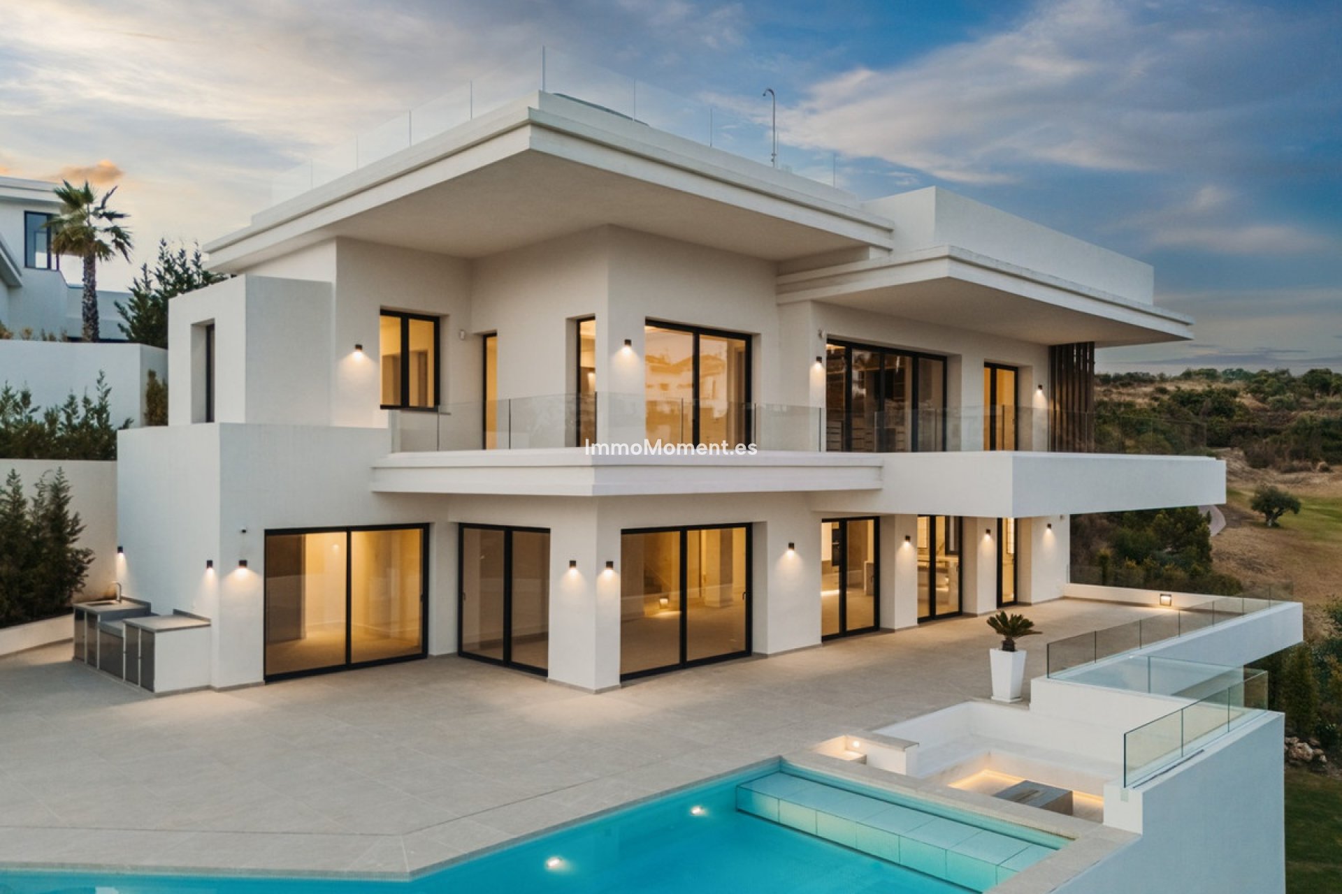 Bestaande woning - Vrijstaande villa - Estepona  - Estepona Centro
