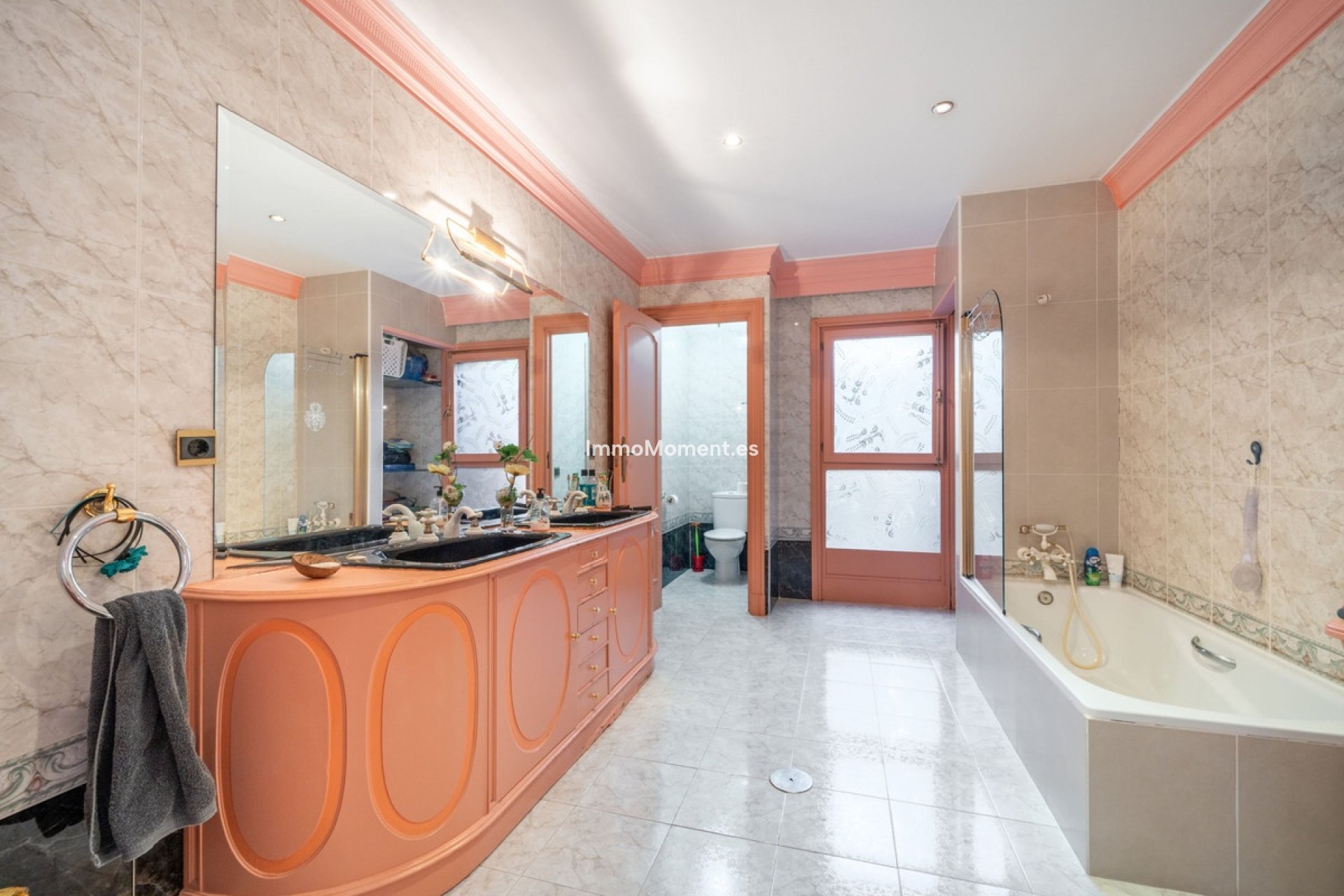 Bestaande woning - Vrijstaande villa - Estepona  - Estepona Centro