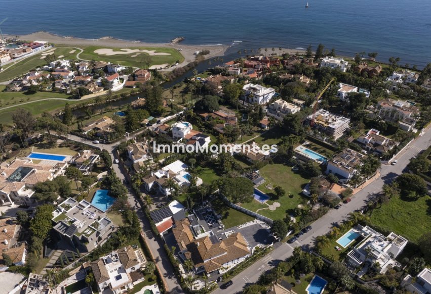 Bestaande woning - Vrijstaande villa - Estepona  - Estepona Centro