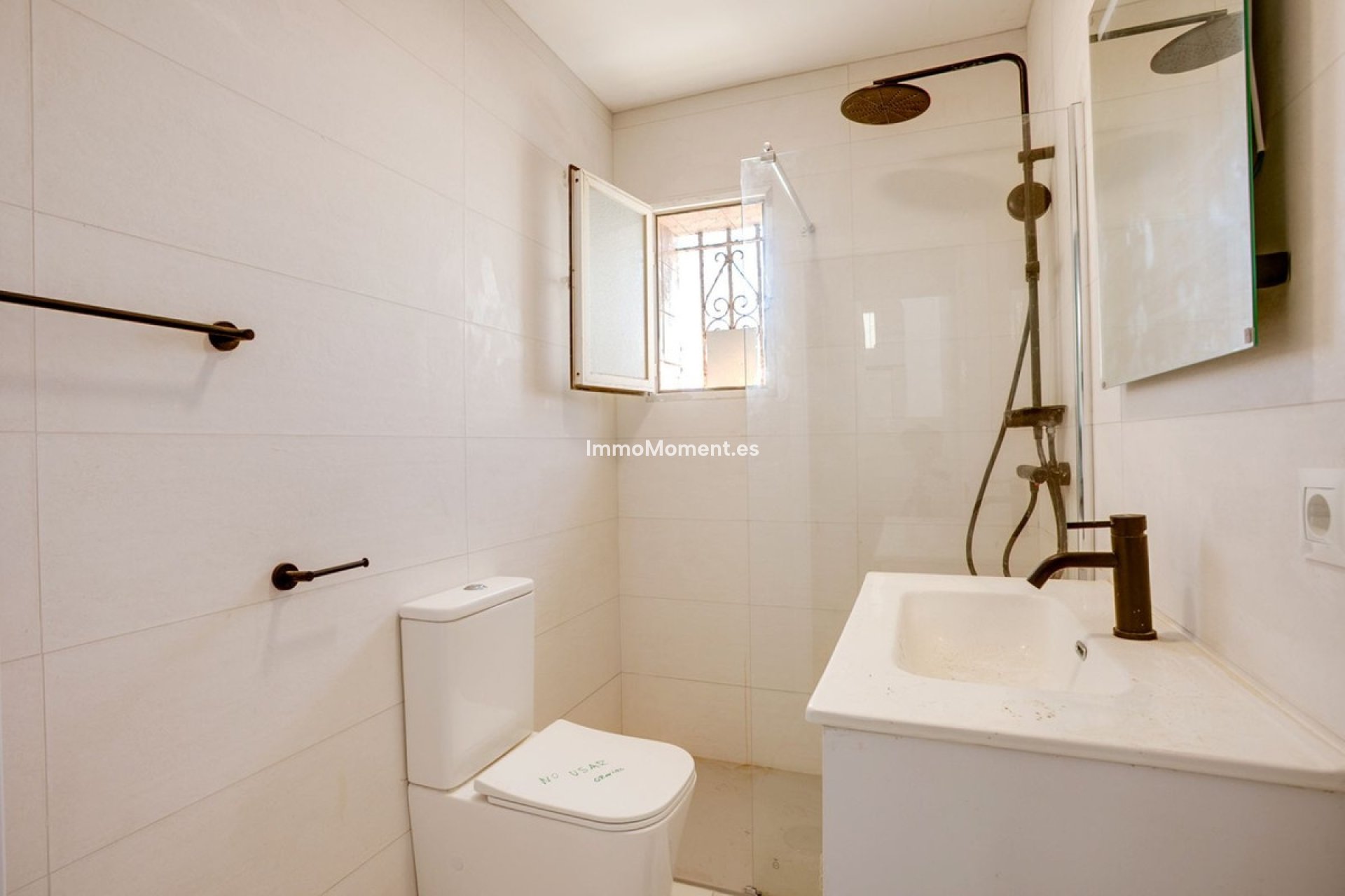 Bestaande woning - Vrijstaande villa - Estepona  - Estepona Centro