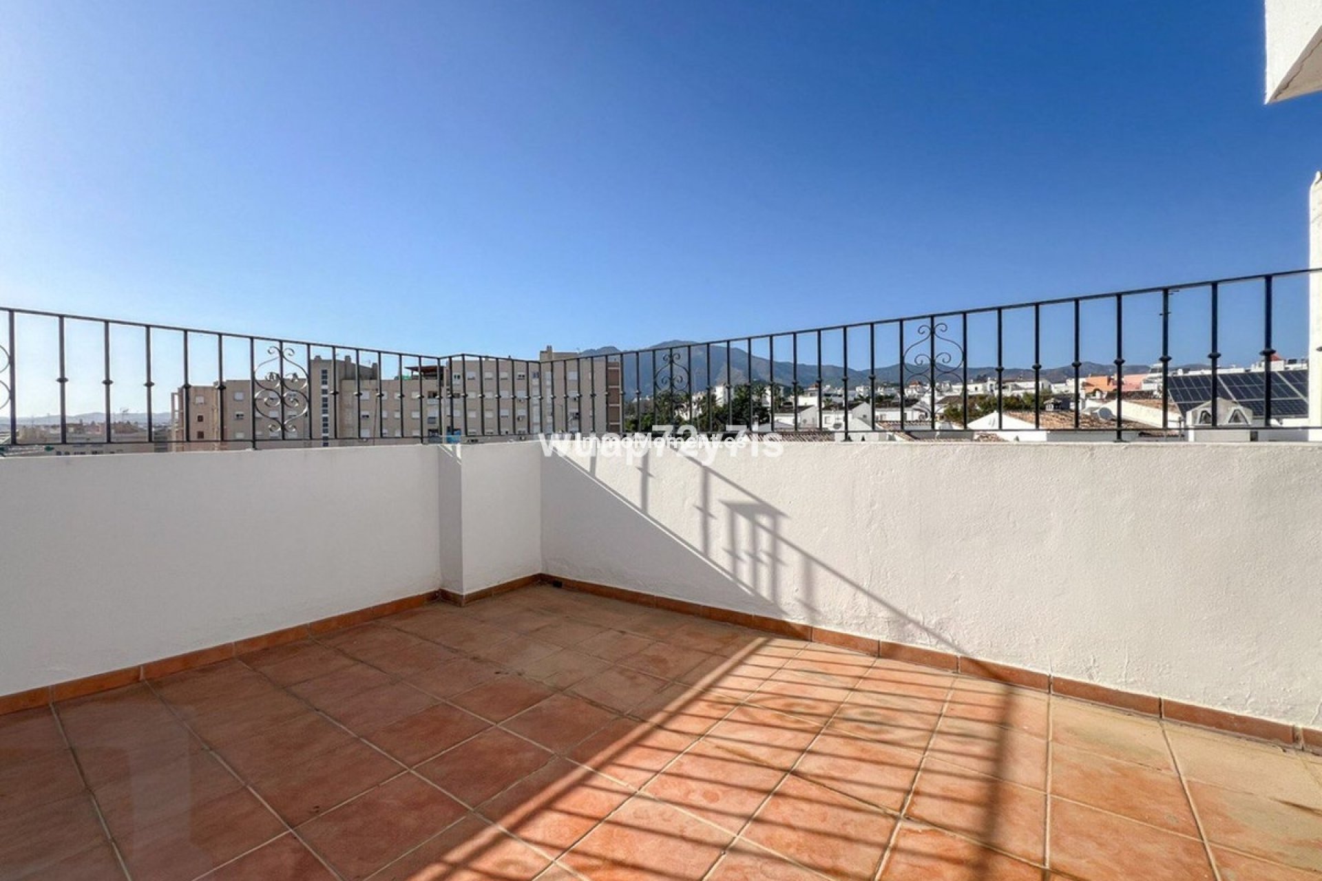 Bestaande woning - Vrijstaande villa - Estepona  - Estepona Centro