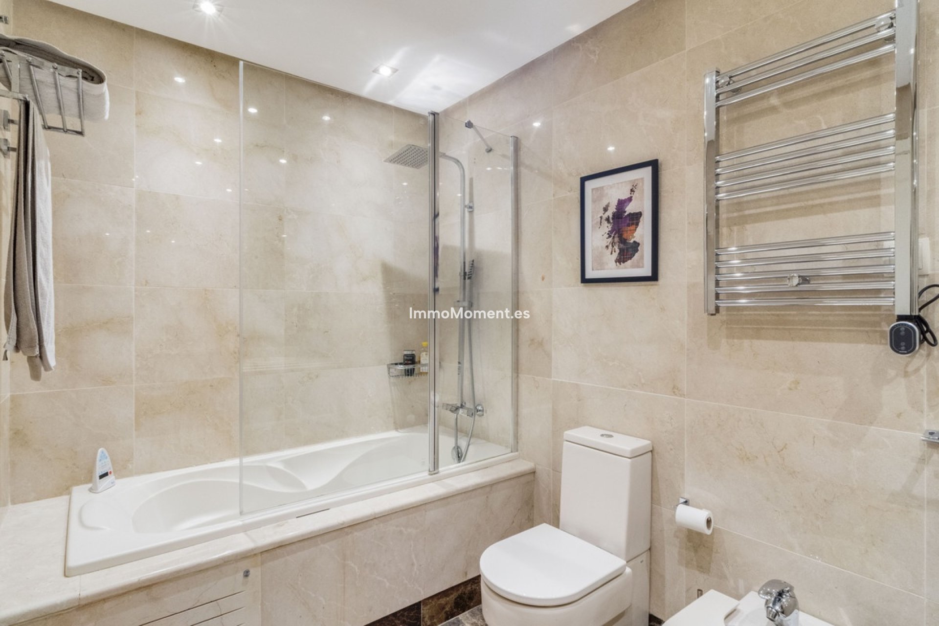 Bestaande woning - Vrijstaande villa - Estepona  - Estepona Centro