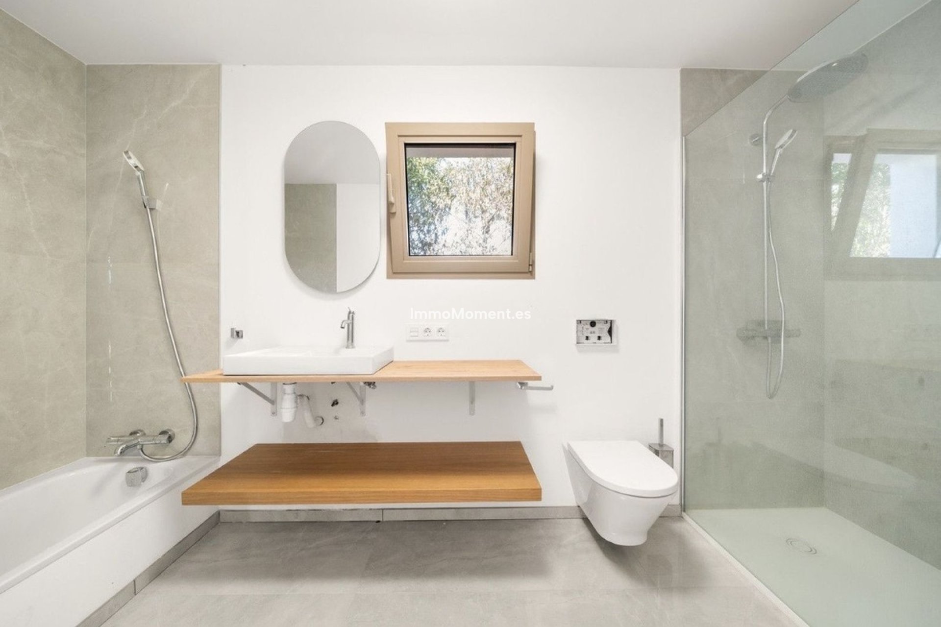 Bestaande woning - Vrijstaande villa - Estepona  - Estepona Centro