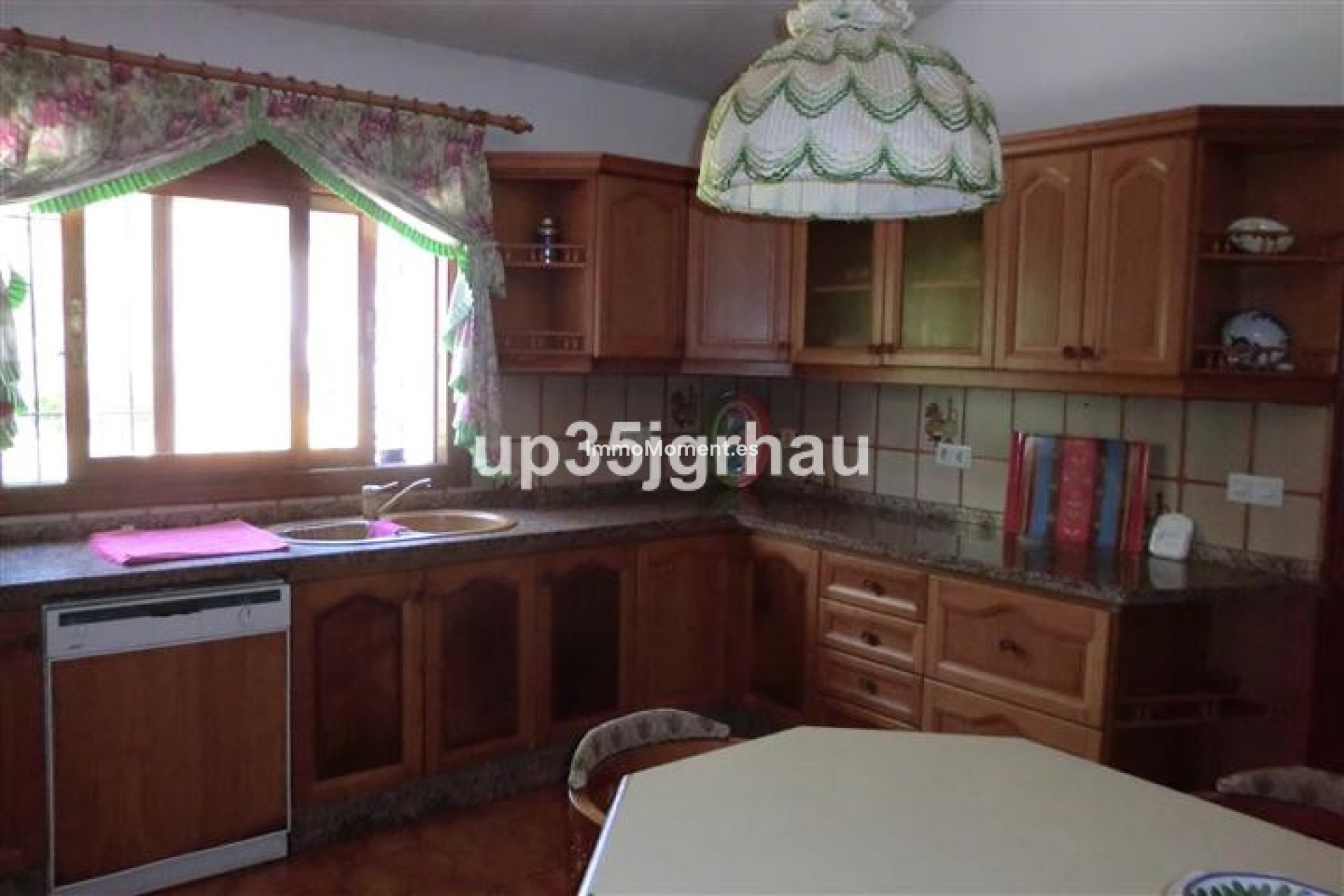 Bestaande woning - Vrijstaande villa - Estepona  - Estepona Centro