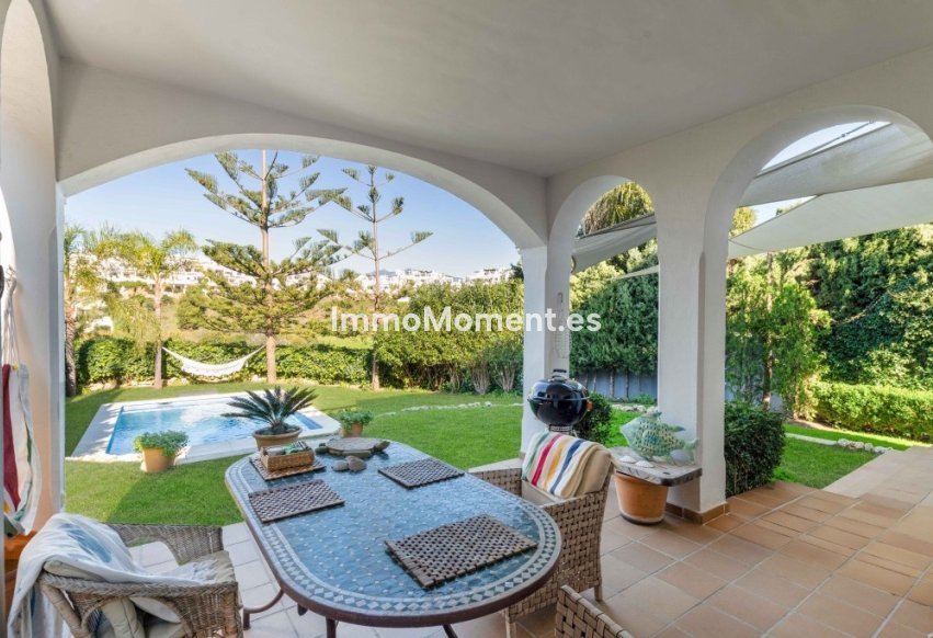 Bestaande woning - Vrijstaande villa - Estepona  - Estepona Centro