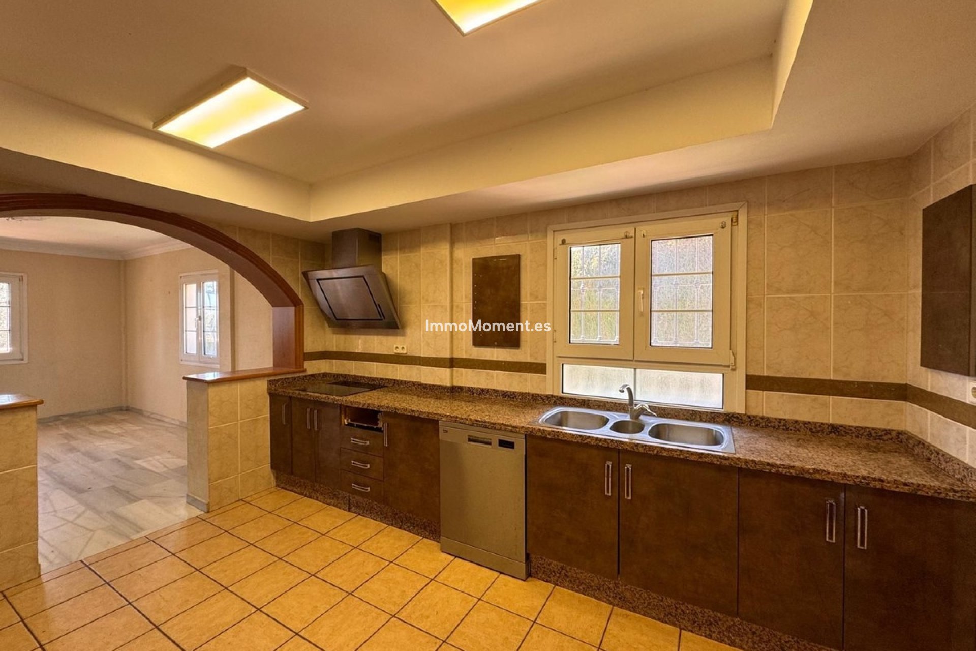 Bestaande woning - Vrijstaande villa - Estepona  - Estepona Centro