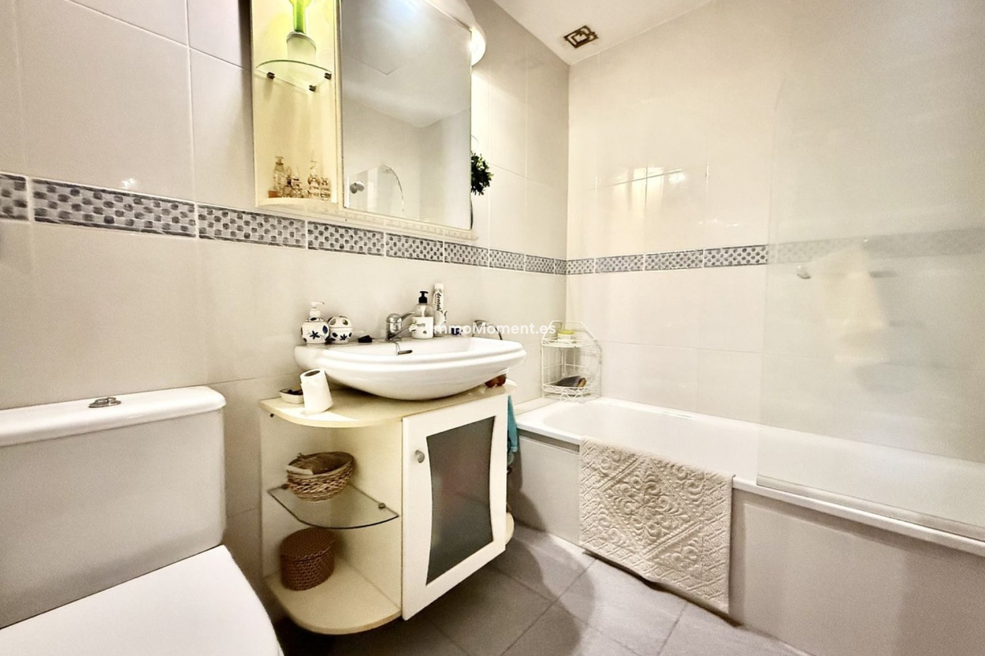 Bestaande woning - Vrijstaande villa - Estepona  - Estepona Centro