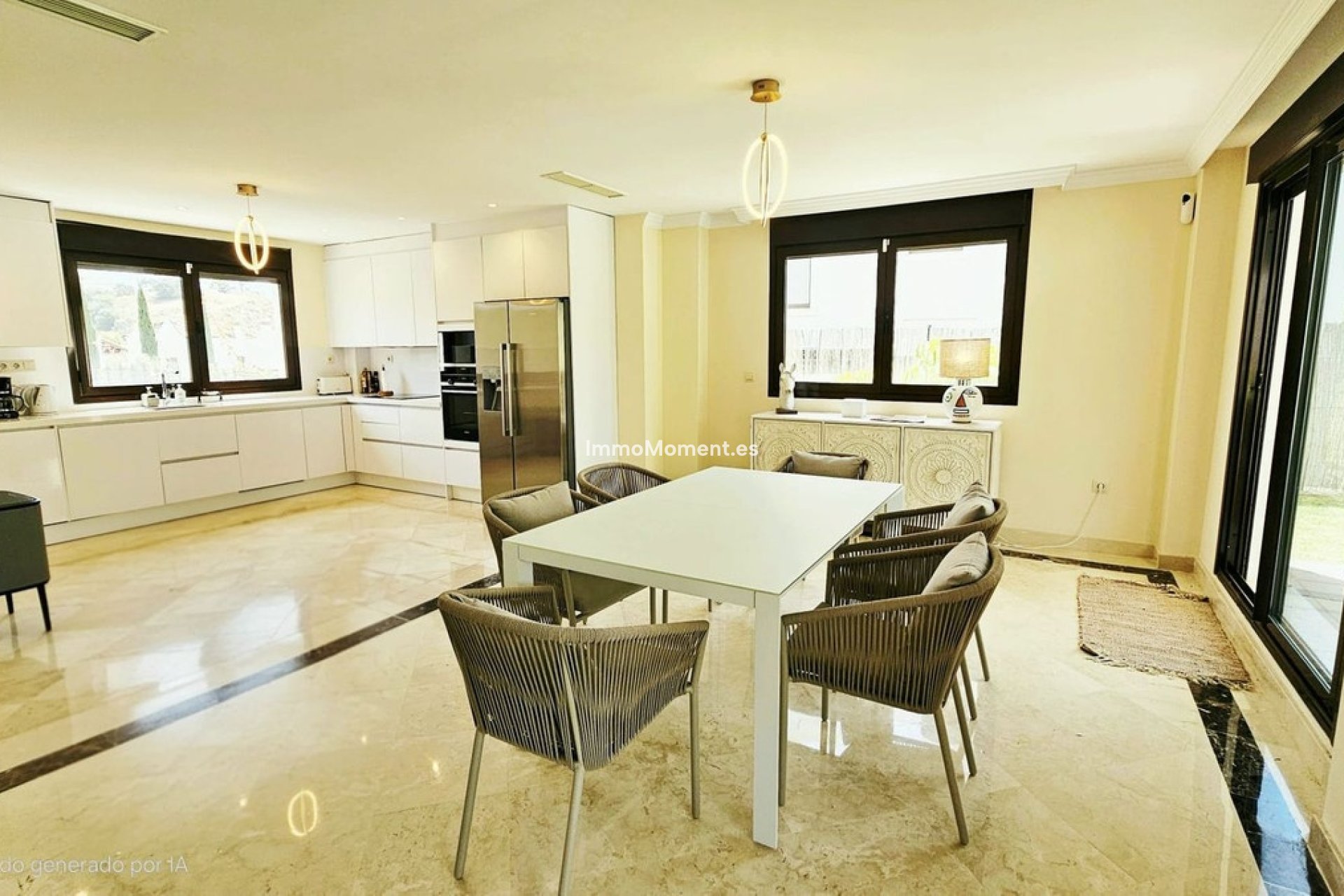 Bestaande woning - Vrijstaande villa - Estepona  - Estepona Centro