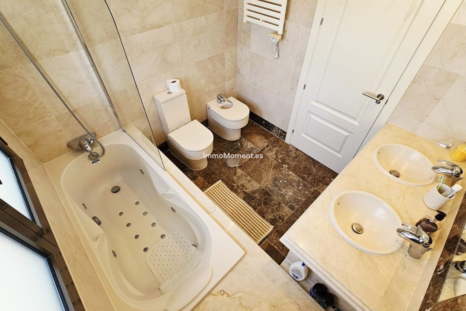 Bestaande woning - Vrijstaande villa - Estepona  - Estepona Centro