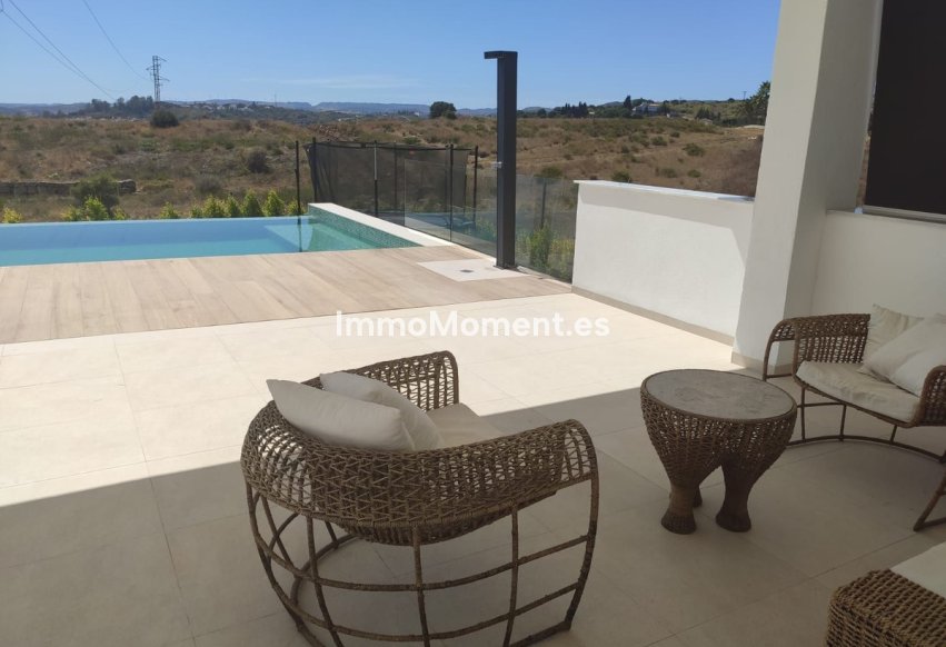 Bestaande woning - Vrijstaande villa - Estepona  - Estepona Centro