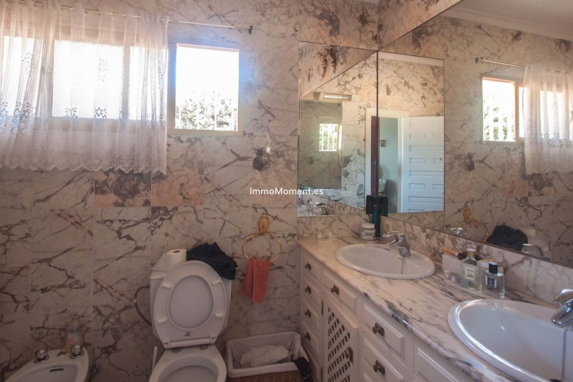 Bestaande woning - Vrijstaande villa - Estepona  - Estepona Centro