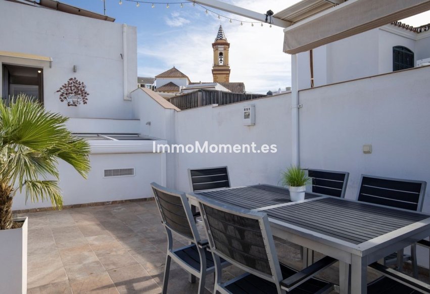 Bestaande woning - Vrijstaande villa - Estepona  - Estepona Centro