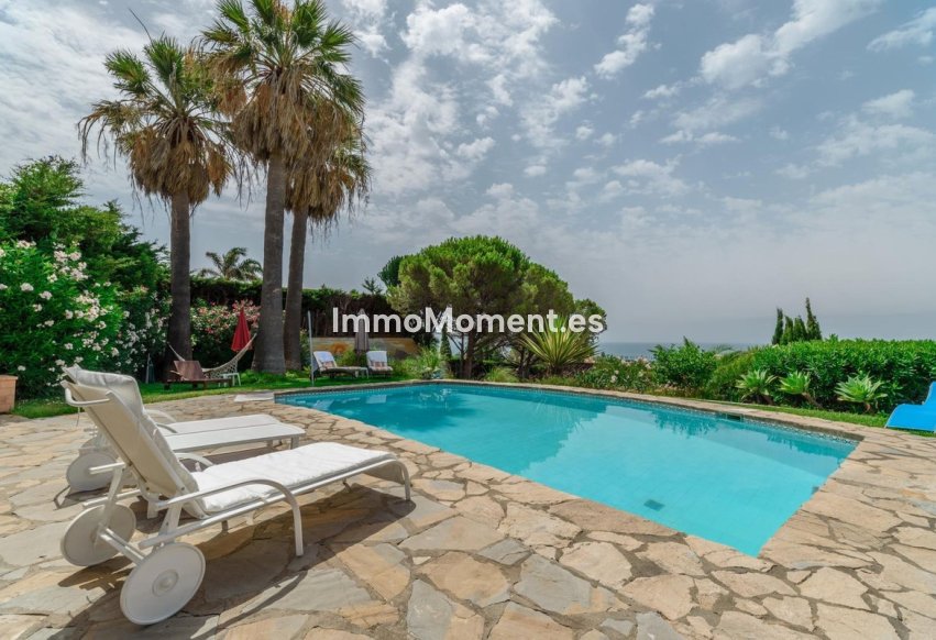 Bestaande woning - Vrijstaande villa - Estepona  - Estepona Centro