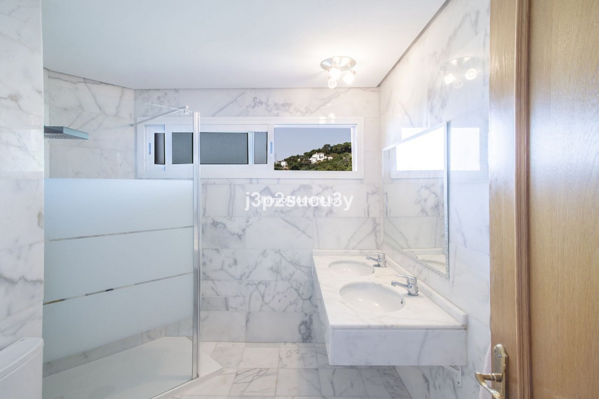 Bestaande woning - Vrijstaande villa - Estepona  - Estepona Centro