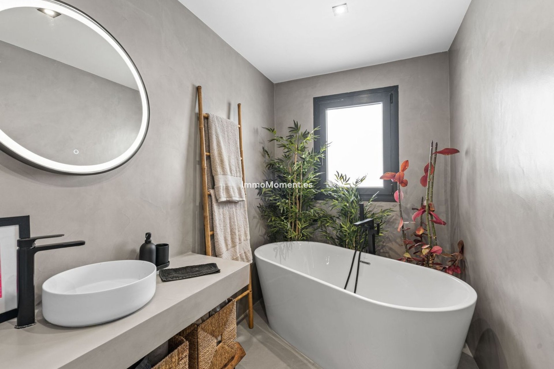 Bestaande woning - Vrijstaande villa - Estepona  - Estepona Centro