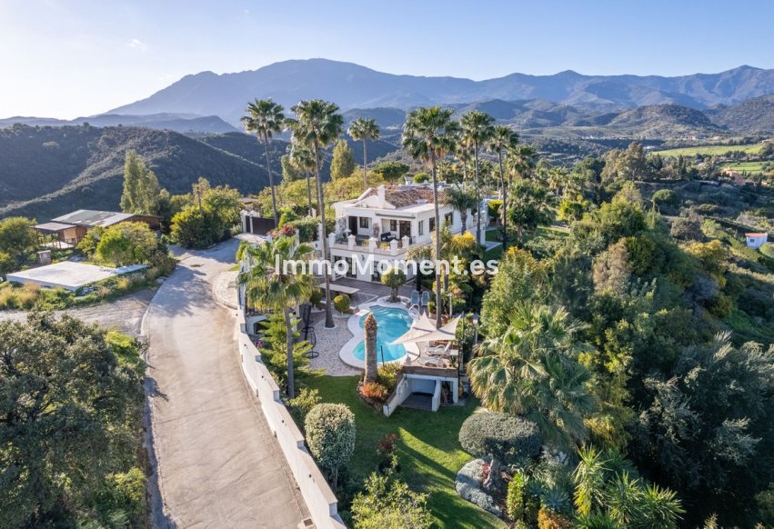 Bestaande woning - Vrijstaande villa - Estepona  - Estepona Centro